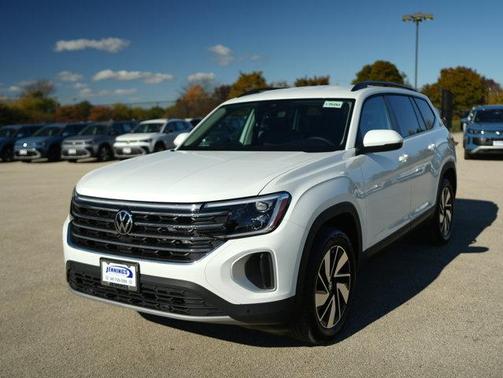 2025 Volkswagen Atlas 2.0T SE