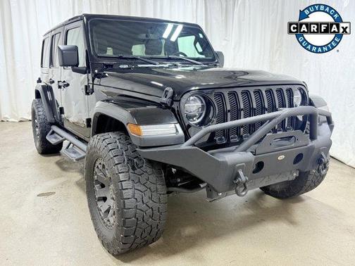 2020 Jeep Wrangler Unlimited Sahara Altitude