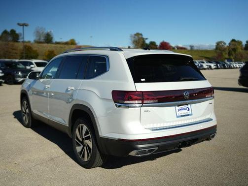 2026 Volkswagen Atlas 2.0T SEL