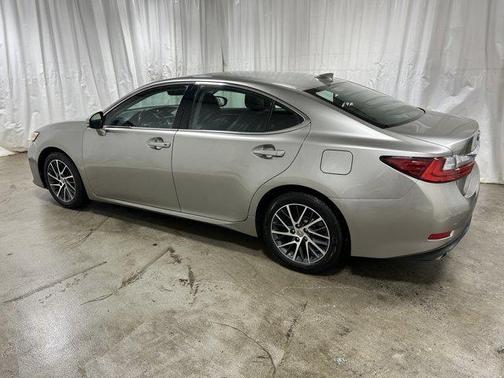 2016 Lexus ES 350 Base