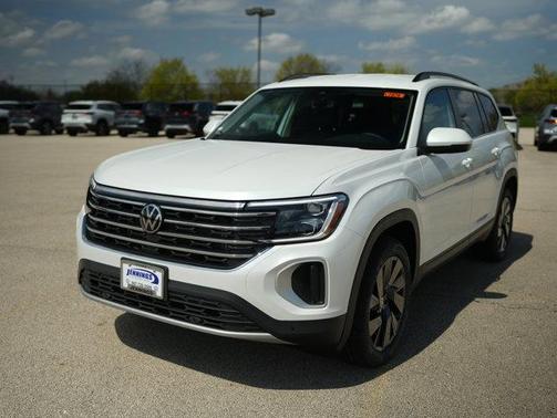 Opal White Pearl 2026 Volkswagen Atlas 2.0T SE W/TECHNOLOGY