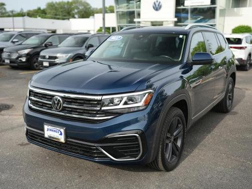 Tourmaline Blue Metallic 2022 Volkswagen Atlas 3.6 V6 SEL R-Line