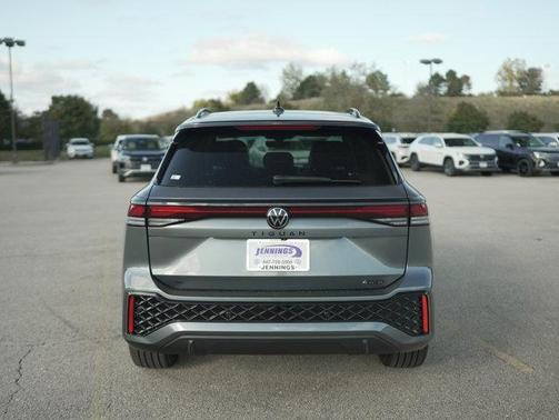 2025 Volkswagen Tiguan 2.0T SE R-Line Black