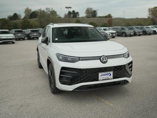 2025 Volkswagen Tiguan 2.0T SE R-Line Black