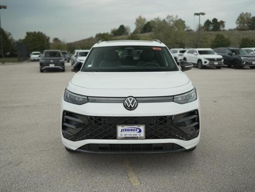 2025 Volkswagen Tiguan 2.0T SE R-Line Black