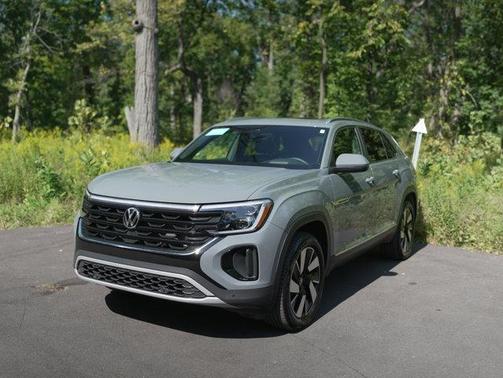 2024 Volkswagen Atlas Cross Sport 2.0T SEL