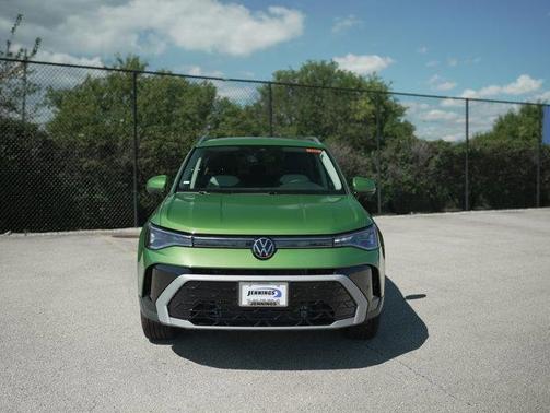 Bright Moss Green 2025 Volkswagen Taos 1.5T SEL