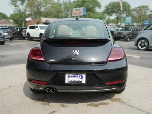 2019 Volkswagen Beetle 2.0T SE