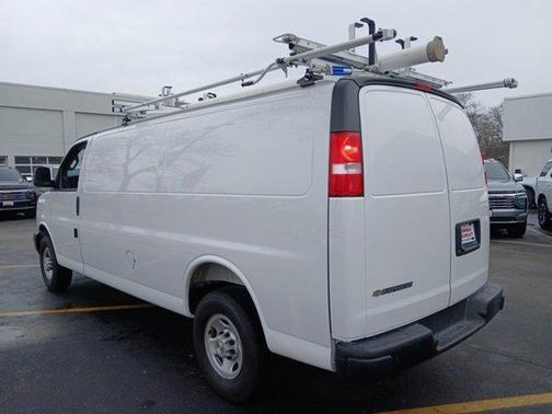 2025 Chevrolet Express 2500 Work Van