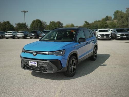 2025 Volkswagen Taos 1.5T SE Black