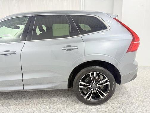 2019 Volvo XC60 T5 Momentum