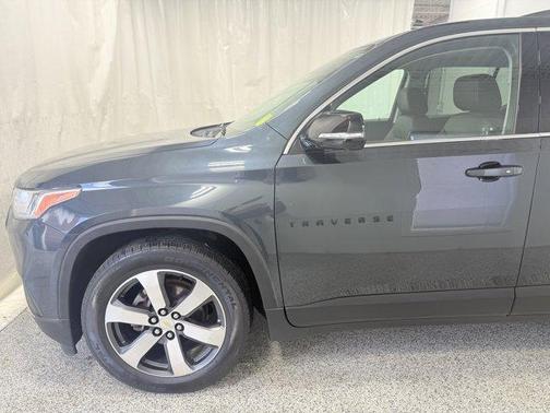 2020 Chevrolet Traverse LT Leather