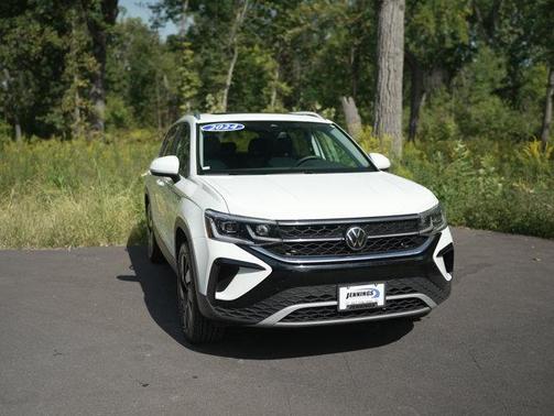 2024 Volkswagen Taos 1.5T SEL