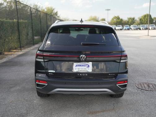 2025 Volkswagen Taos 1.5T SEL