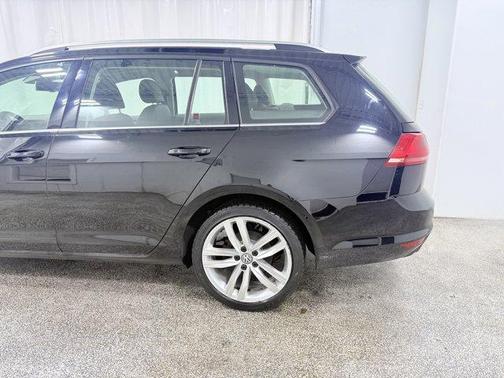 2016 Volkswagen Golf SportWagen TSI SEL 4-Door