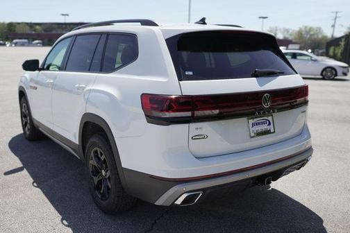 2025 Volkswagen Atlas 2.0T Peak Edition
