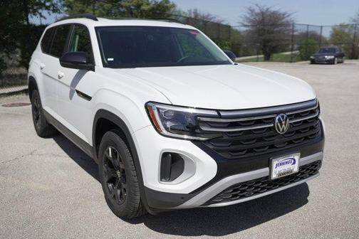 2025 Volkswagen Atlas 2.0T Peak Edition