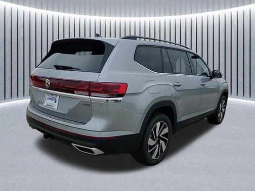 2025 Volkswagen Atlas 2.0T SE