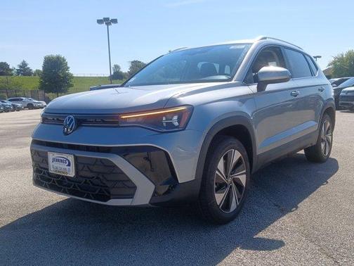 Pyrite 2026 Volkswagen Taos 1.5T SE