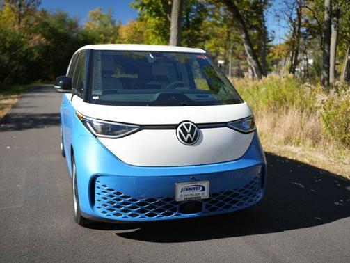 Cabana Blue Metallic - Candy White 2025 Volkswagen ID. Buzz Pro S Plus