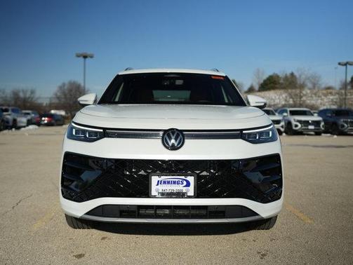 2026 Volkswagen Tiguan 2.0T SEL