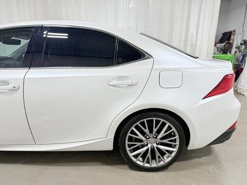 2018 Lexus IS 300 Base