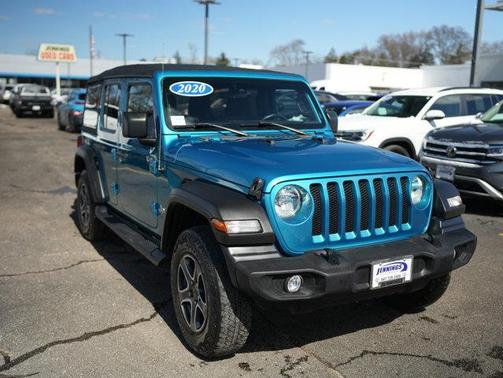 Bikini Pearlcoat 2020 Jeep Wrangler Unlimited Sport
