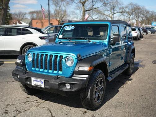 Bikini Pearlcoat 2020 Jeep Wrangler Unlimited Sport