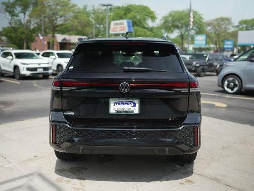 2025 Volkswagen Tiguan 2.0T SE R-Line Black
