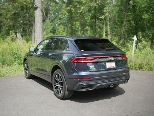 2023 Audi Q8 55 Premium Plus