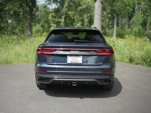 2023 Audi Q8 55 Premium Plus