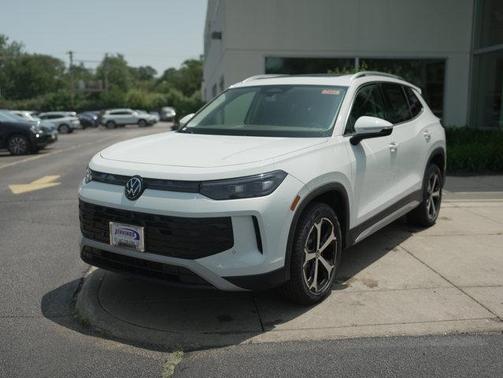 2025 Volkswagen Tiguan 2.0T SE