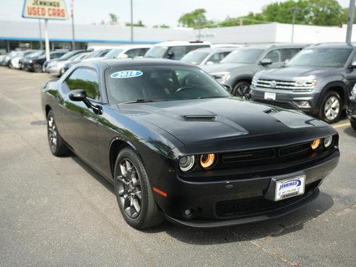 Pitch Black Clearcoat 2018 Dodge Challenger GT