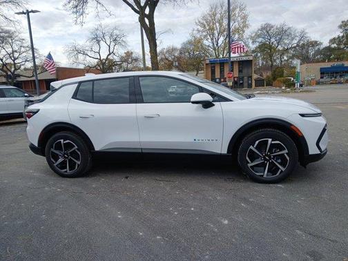 2026 Chevrolet Equinox EV LT 1