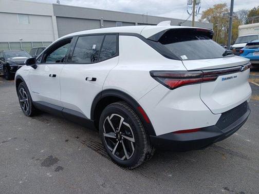 2026 Chevrolet Equinox EV LT 1