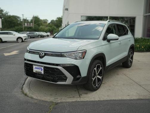 2025 Volkswagen Taos 1.5T SEL