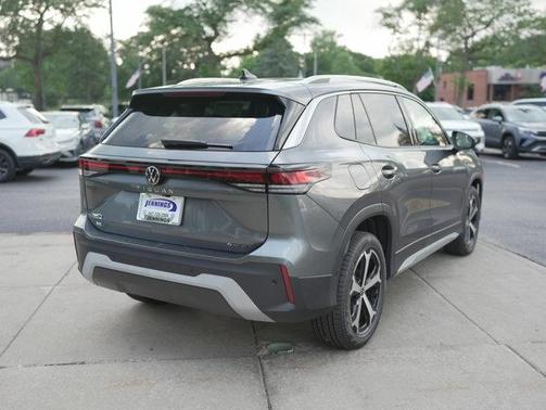 2025 Volkswagen Tiguan 2.0T SE