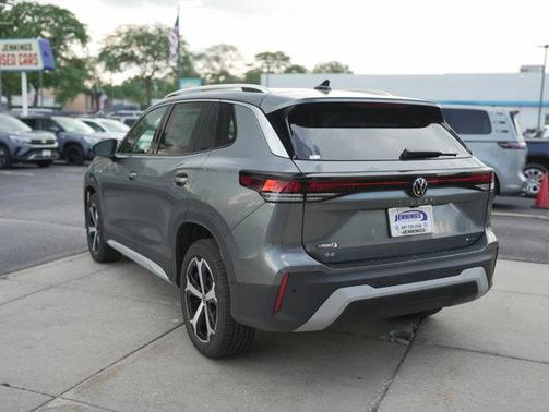 2025 Volkswagen Tiguan 2.0T SE
