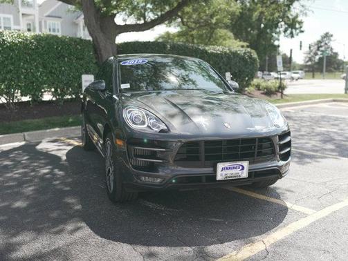 2018 Porsche Macan Turbo