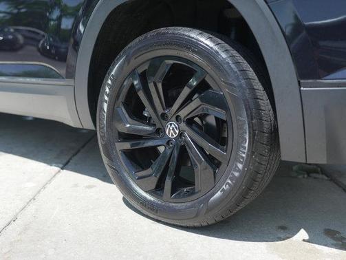 2022 Volkswagen Atlas 3.6L SE w/Technology