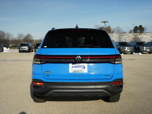 2026 Volkswagen Taos SE