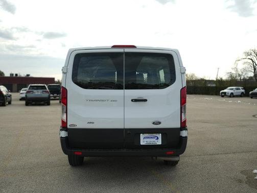 2023 Ford Transit-250 T250