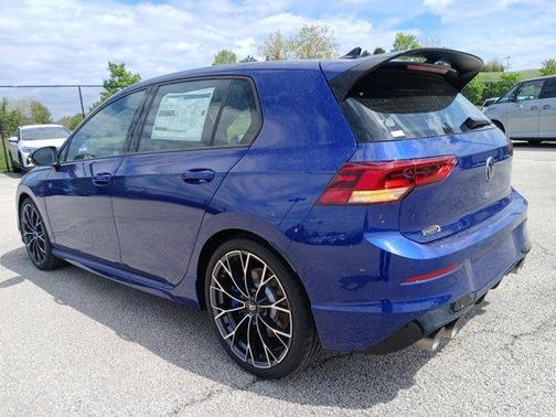 Lapiz Blue Metallic 2026 Volkswagen Golf R 2.0T