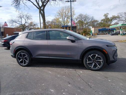 2026 Chevrolet Equinox EV LT 1