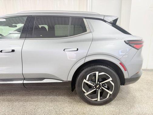 Sterling Gray Metallic 2025 Chevrolet Equinox EV LT