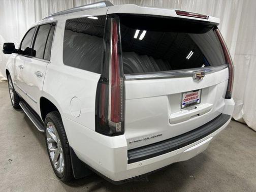 2020 Cadillac Escalade Luxury