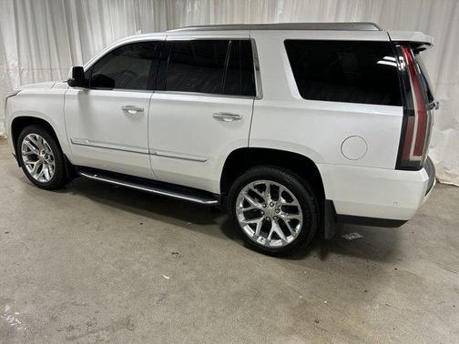 2020 Cadillac Escalade Luxury