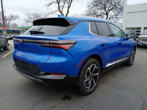 2025 Chevrolet Equinox EV LT
