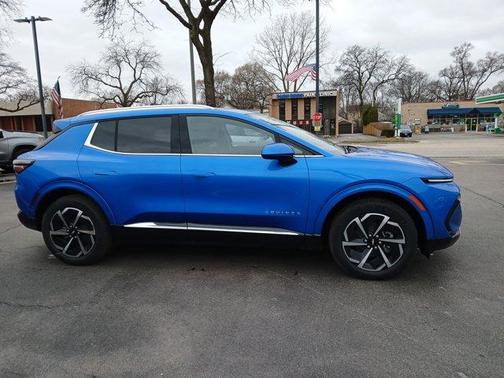 2025 Chevrolet Equinox EV LT