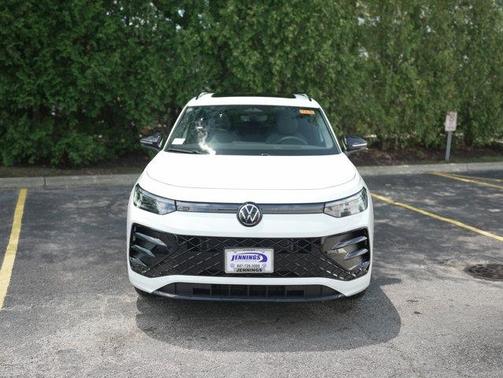 2025 Volkswagen Tiguan 2.0T SE R-Line Black